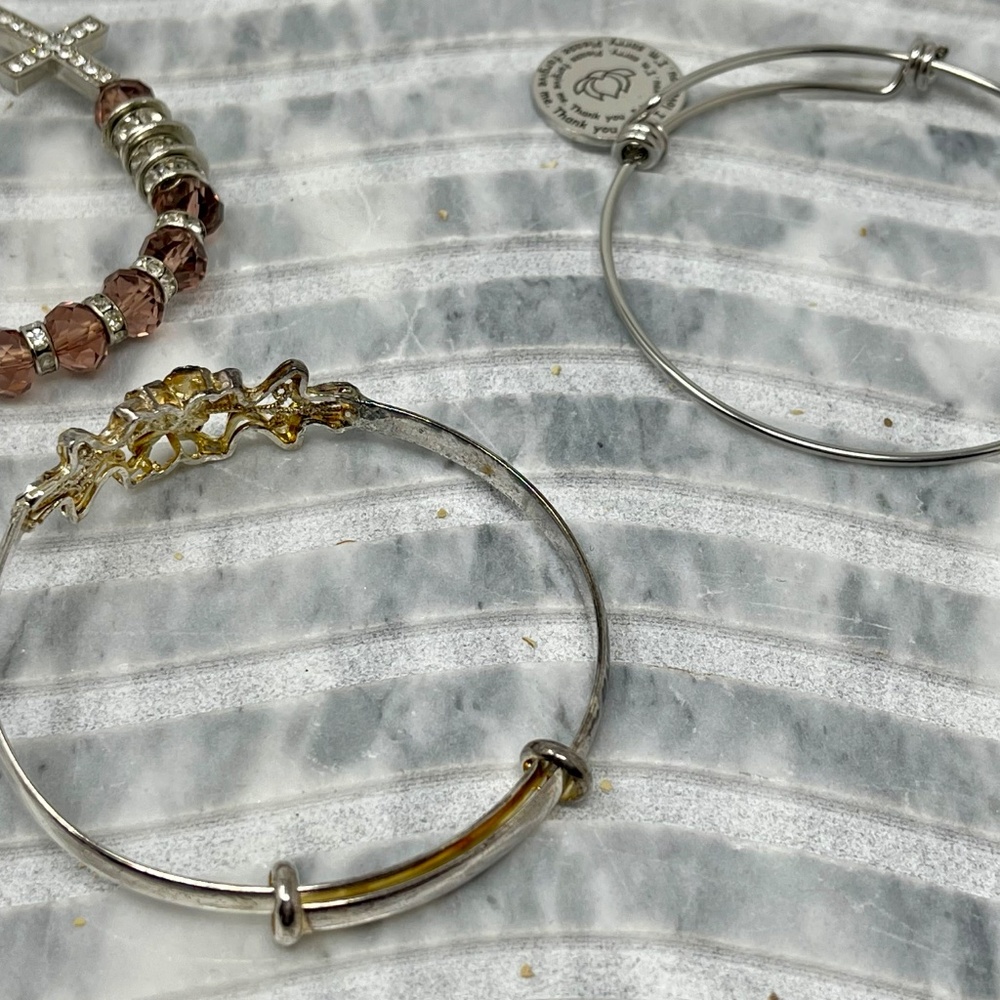 3 Bracelets - Picture 7 of 9